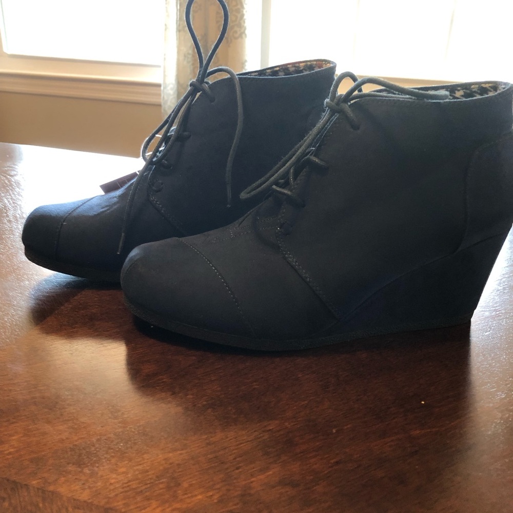 Navy Blue Suede Wedges